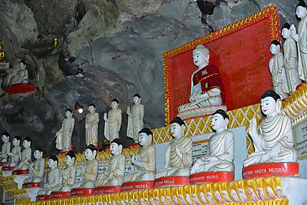 Pindaya : la grotte aux 8000 bouddhas