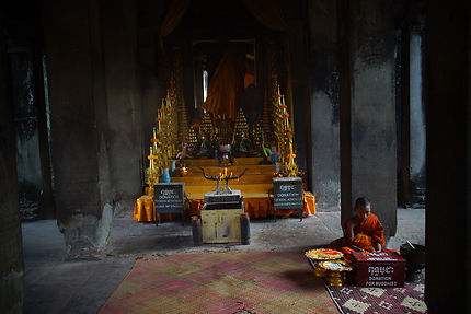Donation à Angkor Wat
