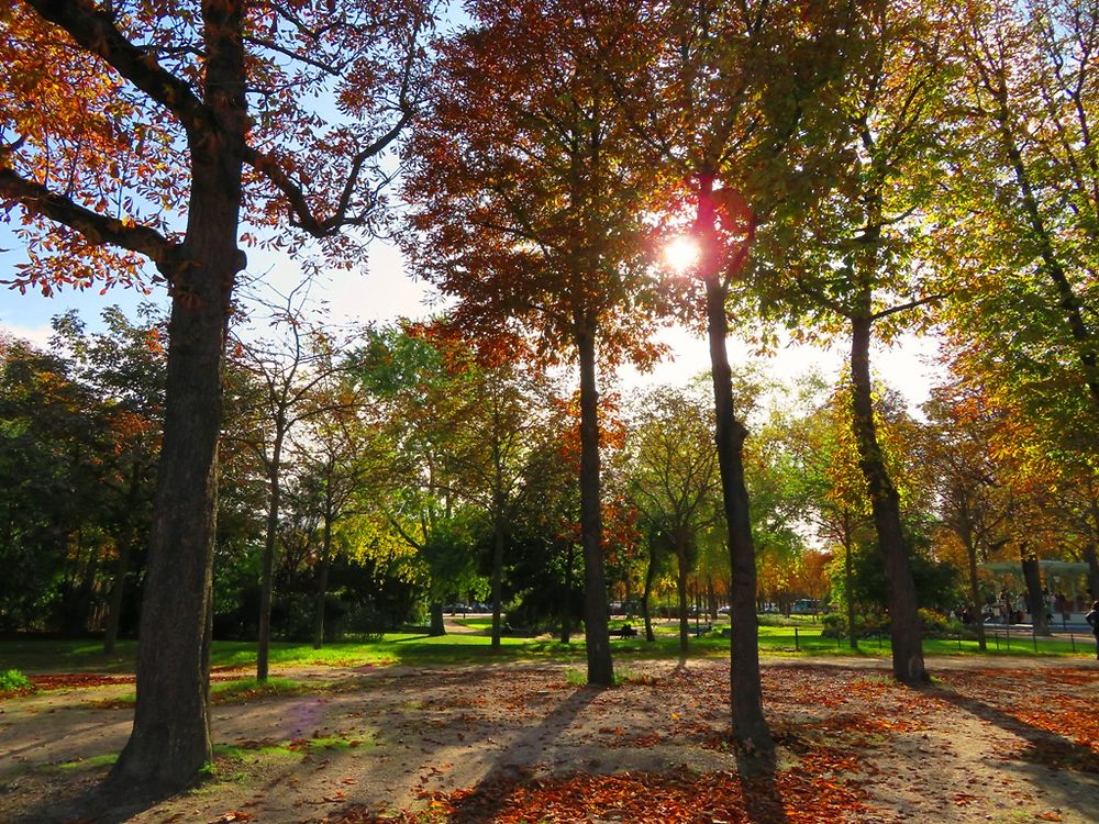 Jardins des Champs Élysées en automne