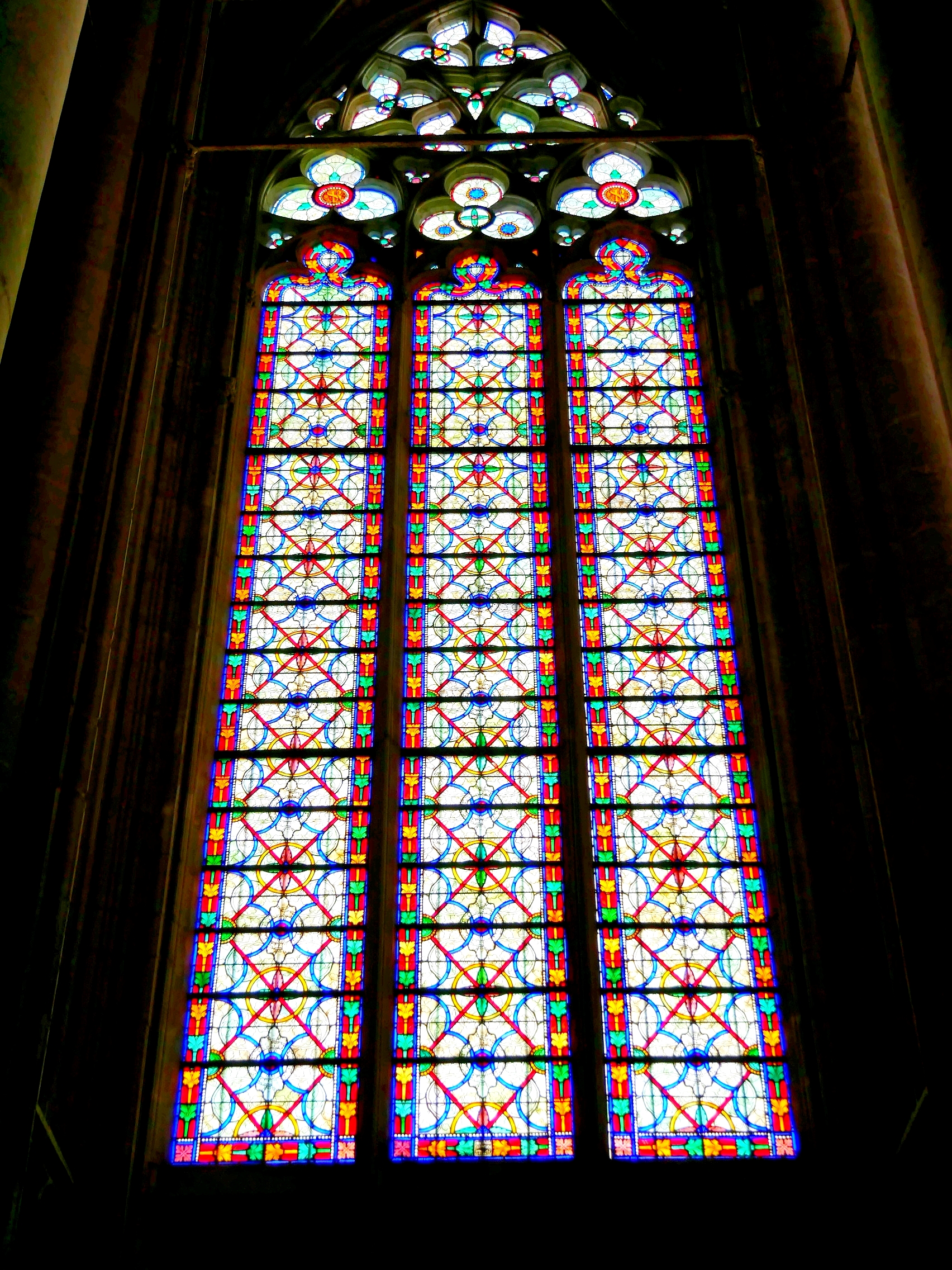 Vitrail de la basilique St-Nazaire Vitrail de la basilique St-Nazaire