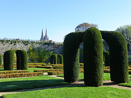 Beau jardin au Château d'Angers