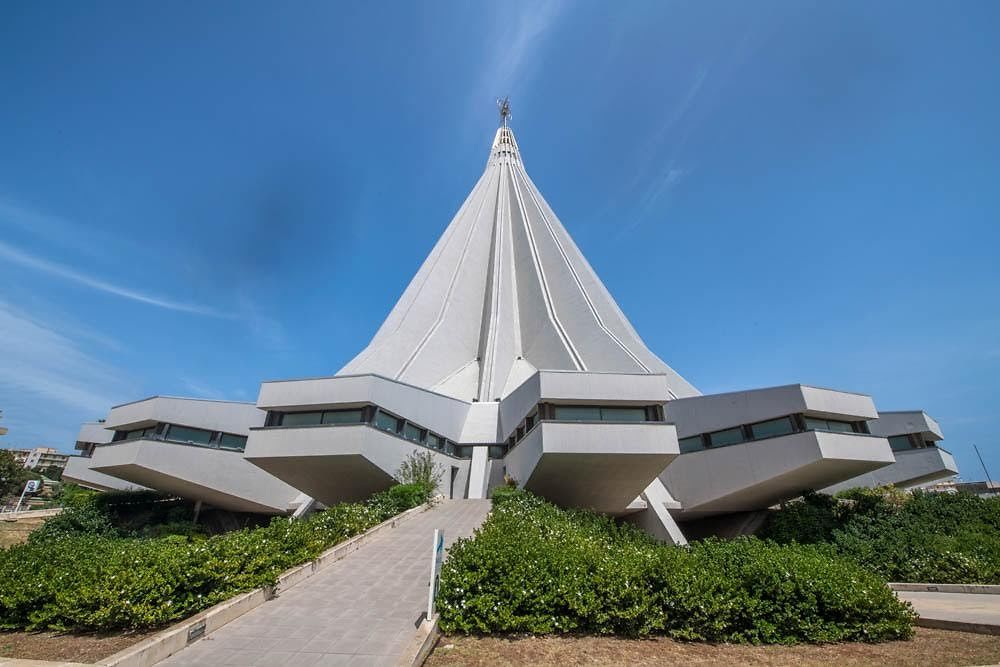 Santuario della Madonna delle Lacrime, Sicile