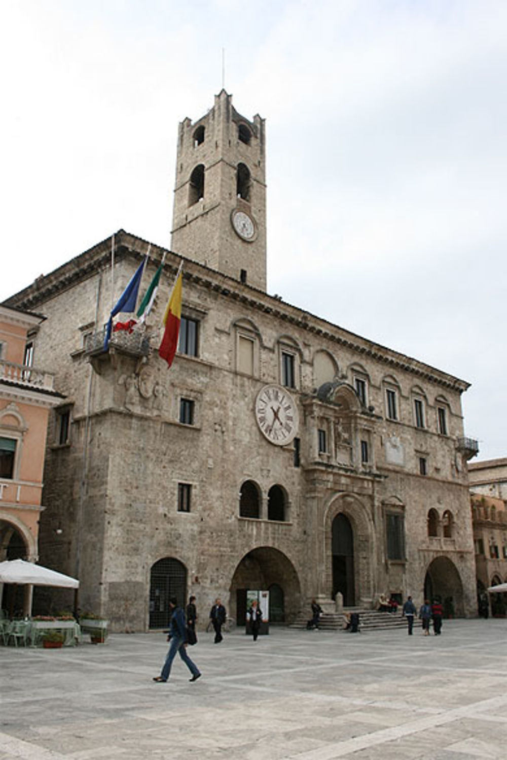 Palais des Capitaines du peuple