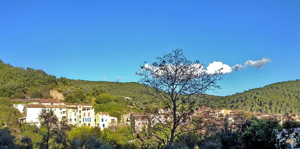 Vilage de Montferrat