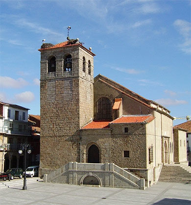 Église de Bejar et ses cigognes - salamanca