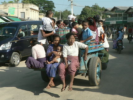 Transport public en Birmanie