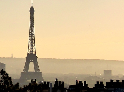 Le regard de Montmartre sur la tour Eiffel 
