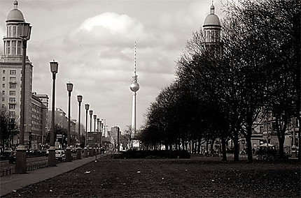 Frankfurter Tor, Berlin