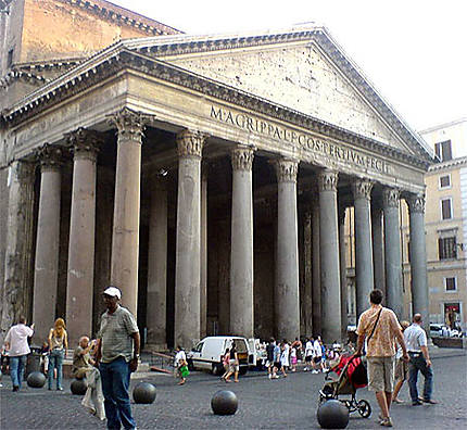 Le Panthéon en plein jour