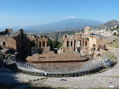 Théâtre de Taormina et l'Etna Théâtre de Taormina et l'Etna