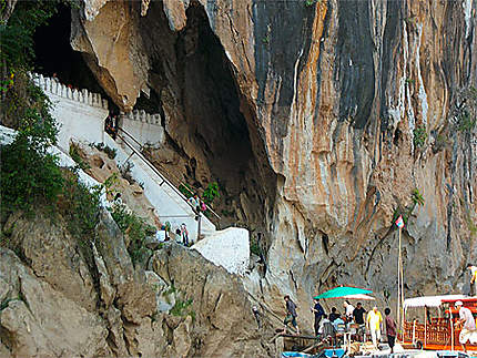 Grotte de Pak Ou