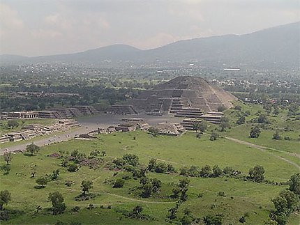 Tehotihuacan Pyramide de la Lune