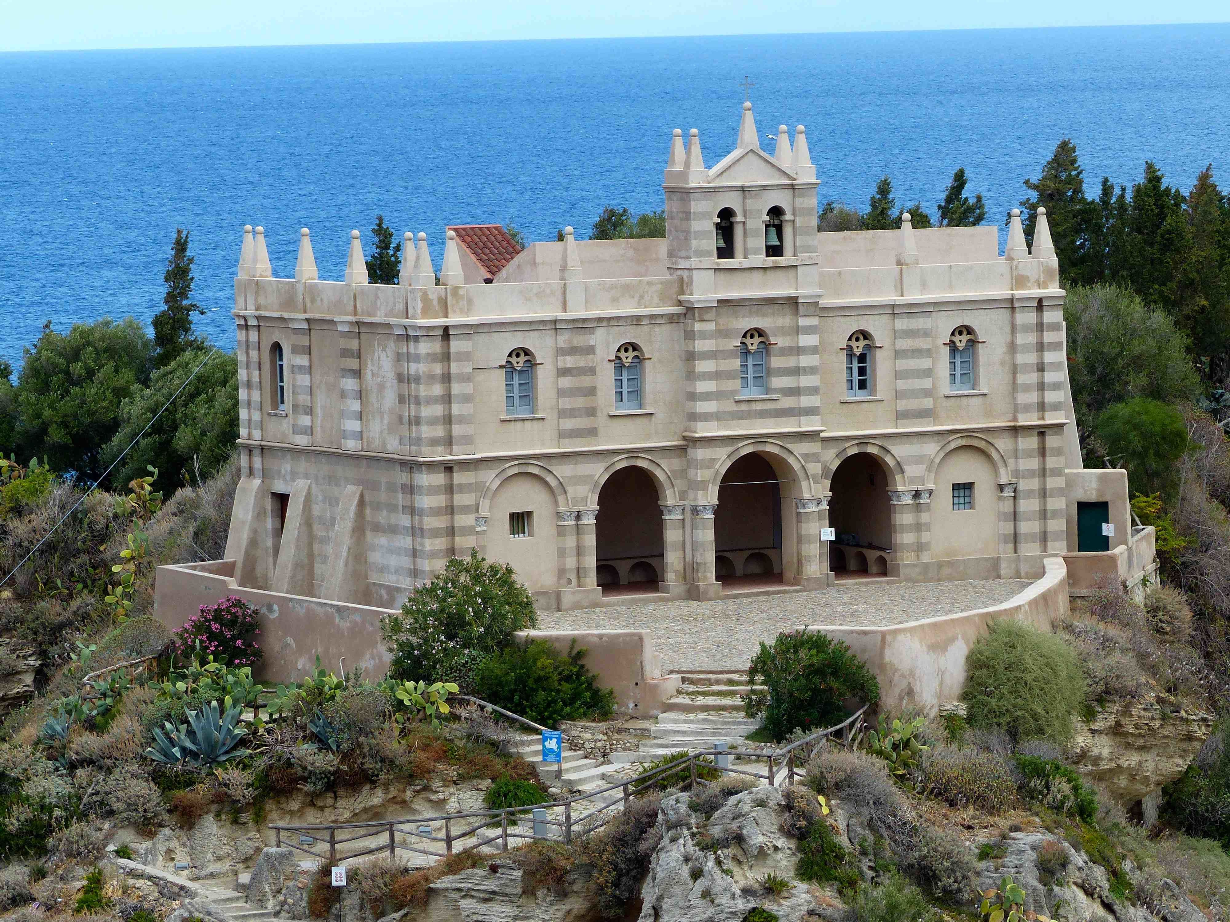 Eglise Santa Maria Dell'Isola