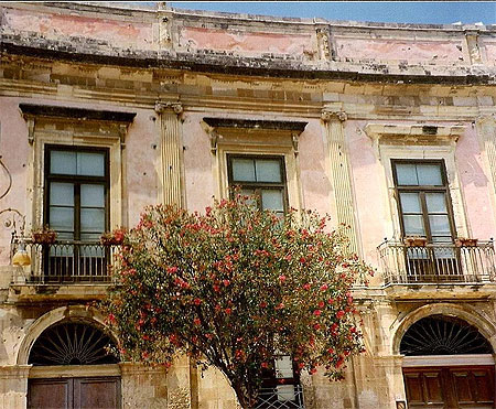 Palais rose à Syracuse Palais rose à Syracuse