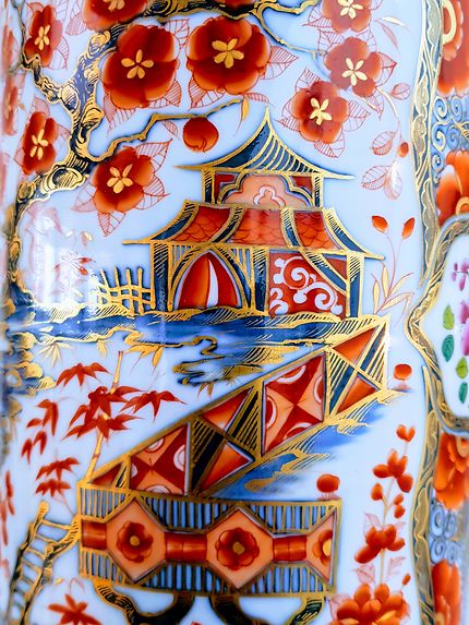 Magnifique vase gravé, art chinois 