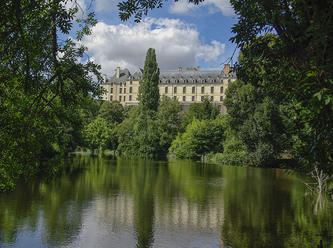 Le château de la Trémoille Le château de la Trémoille