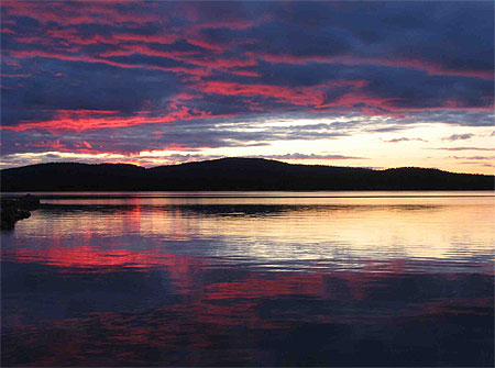 Finlande, soir sur le lac Paijanne Finlande, soir sur le lac Paijanne