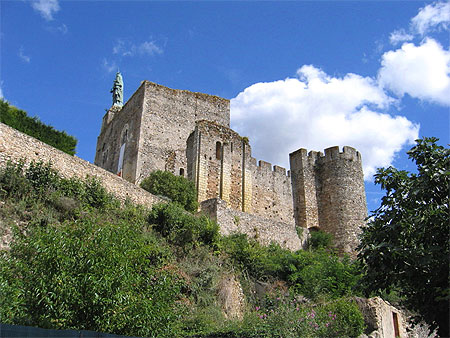 La forteresse du Faucon noir La forteresse du Faucon noir