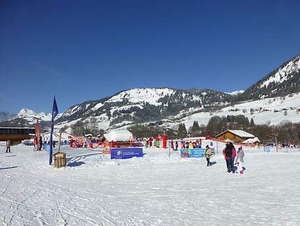 Vue d'ensemble du club piou-piou,  Praz-sur-Arly