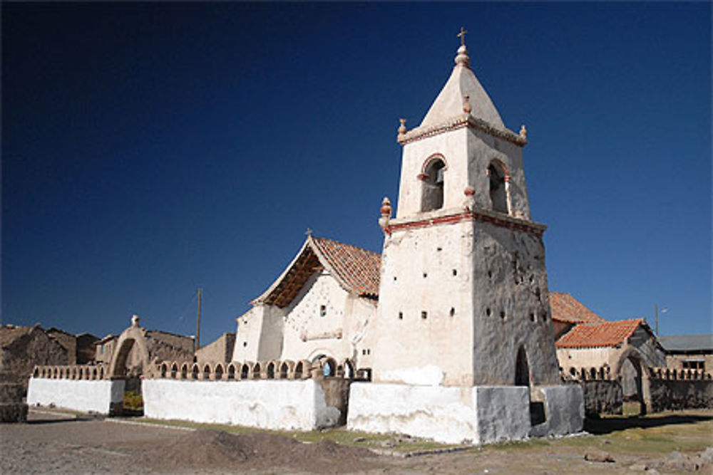 L'église blanche