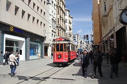 Rue de la Pera