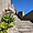 Fleurs et granit au Mont-Saint-Michel