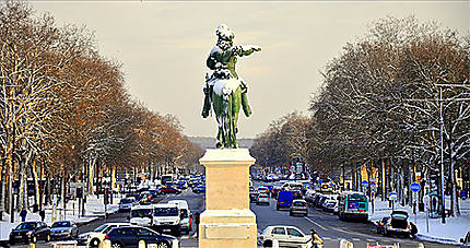 Versailles enneigé