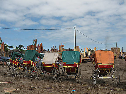 Pousse-pousses à Tamatave 