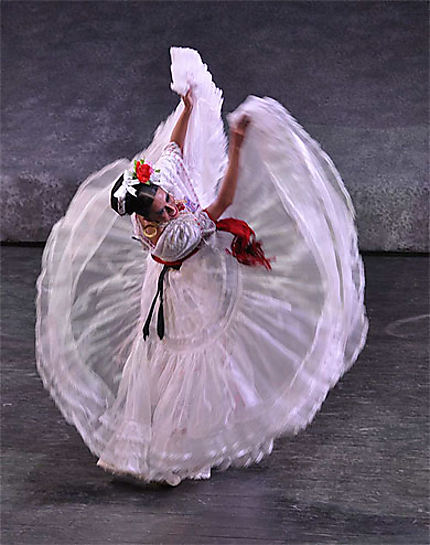 Danseuse folklorique Mexicaine