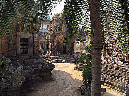 Petit temple à Phnom Chisor