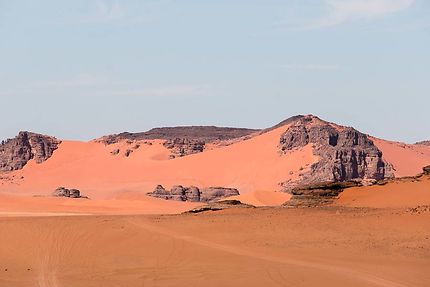 Vers Ekenesseï - Dune rouge