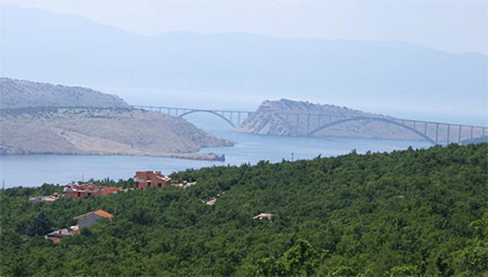 Pont pour l'île de KRK