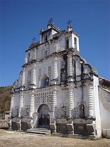 L'église coloniale de San Manuel Colohete