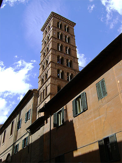 Clocher de San Silvestro in Capite Clocher de San Silvestro in Capite