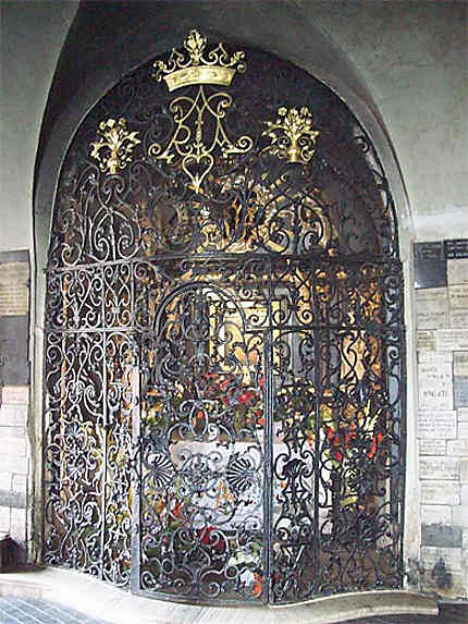 Sanctuaire de la Porte de Pierre