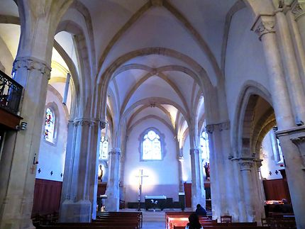 La nef de l'Église Saint-Germain-de-Charonne