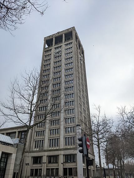 Grande tour de la mairie