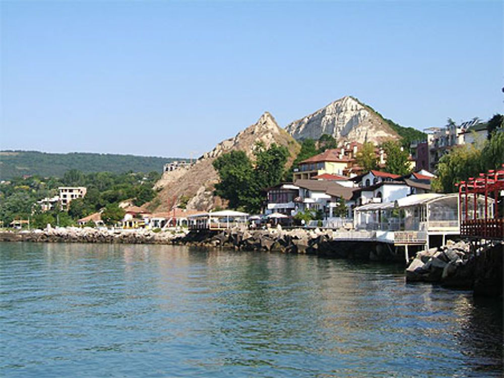 Baltchik bord de mer et arrière plan