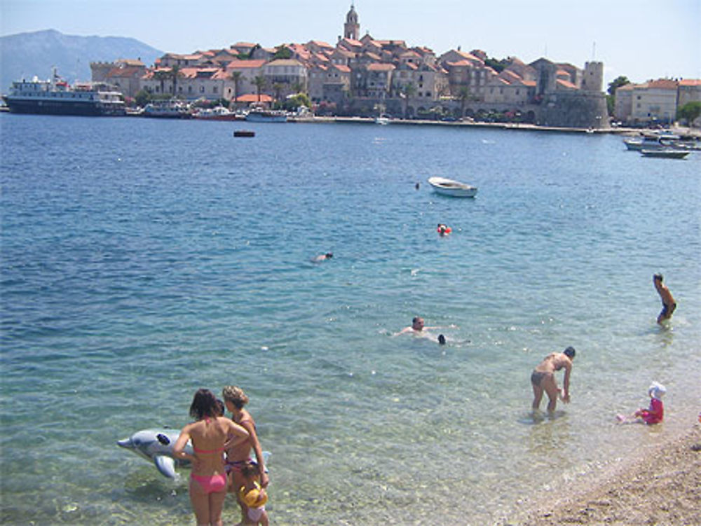 Une plage à 200 mètres de la ville de Korcula