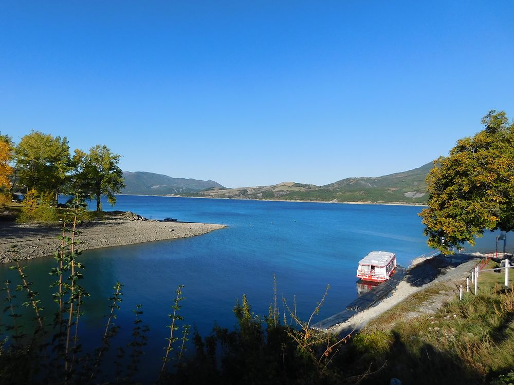 La Durance qui rejoint le lac de Serre-Ponçon