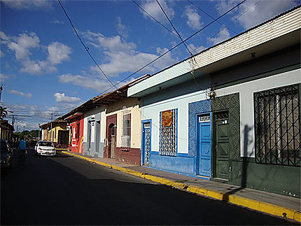 Maisons coloniales dans les rues de León