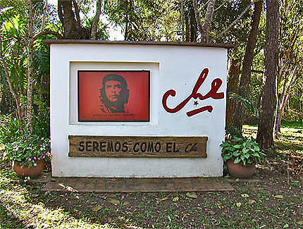Entrée de la propriété des Guevara