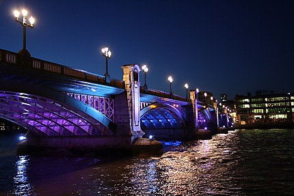Pont Waterloo la nuit