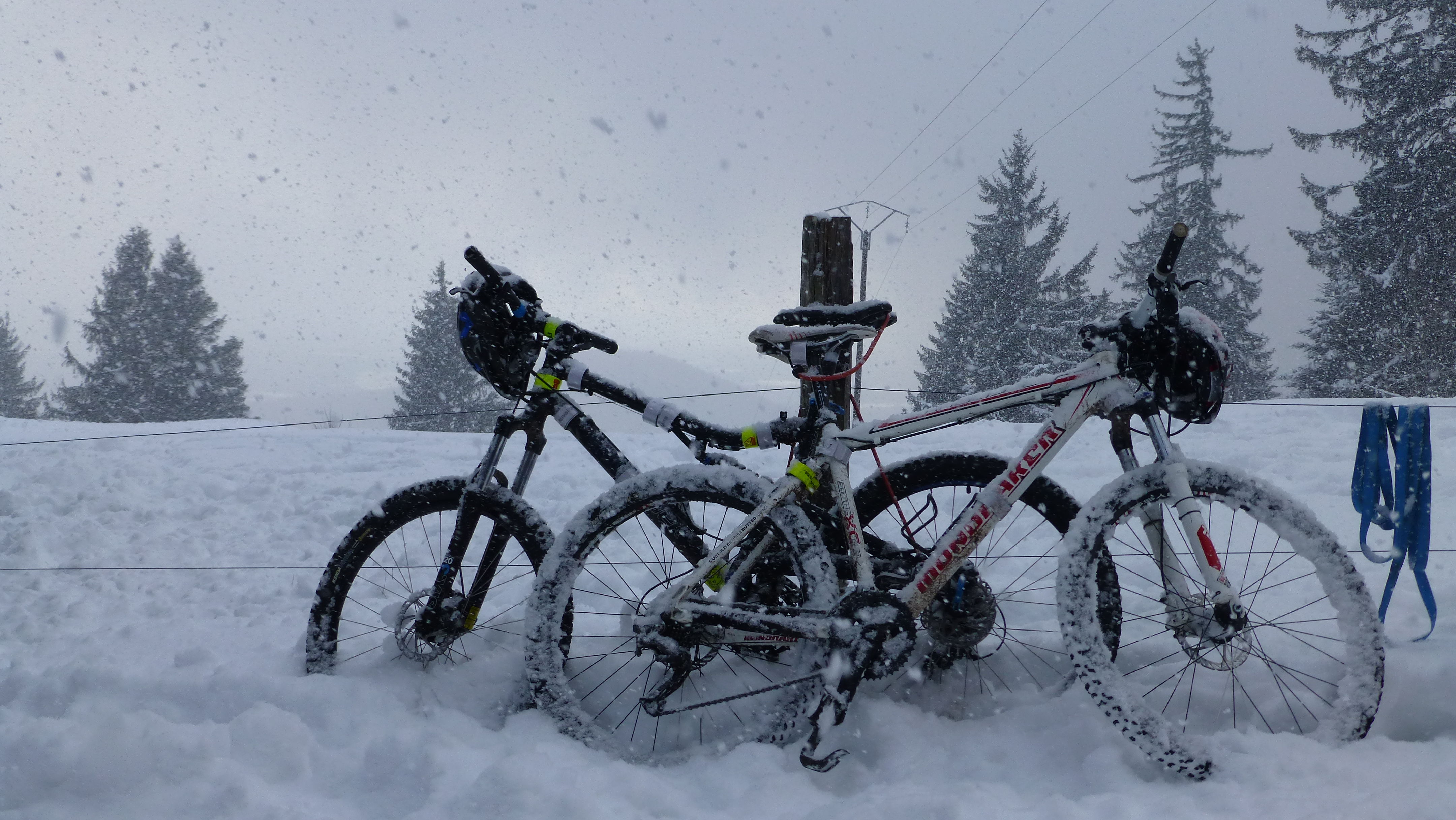 VTT  dans la neige à Bourbach-le-Haut