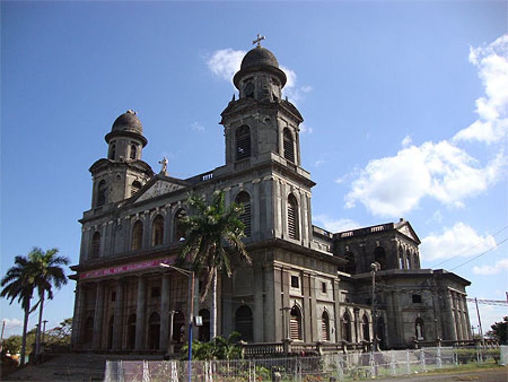 Antigua Catedral de Managua