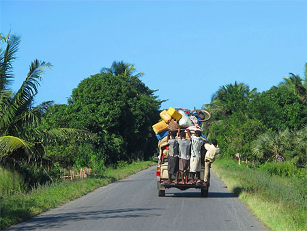 Sur la route de Sambava