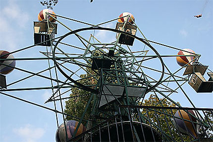 La petite roue (jardin de Tivoli)