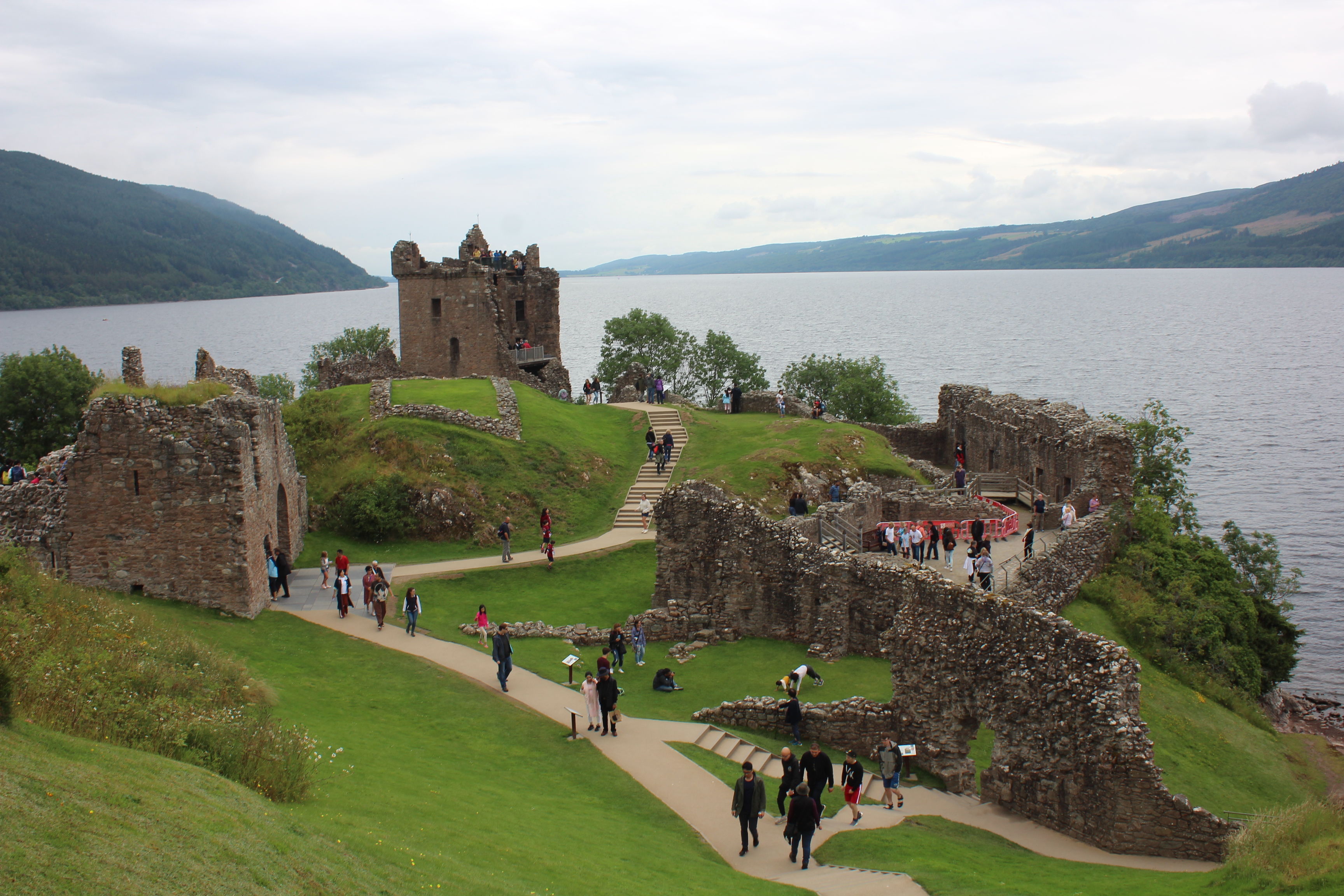 Urquhart Castle et Loch Ness