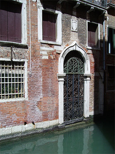 Porte d'eau Porte d'eau