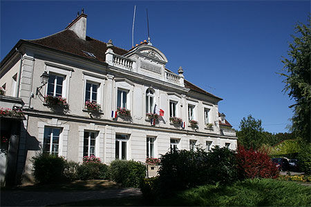 Hôtel de ville de Crécy-la-Chapelle